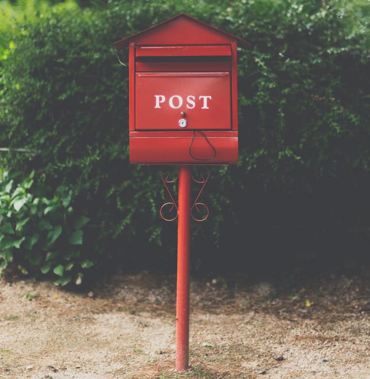 Verdwijnt de postbode uit het straatbeeld?