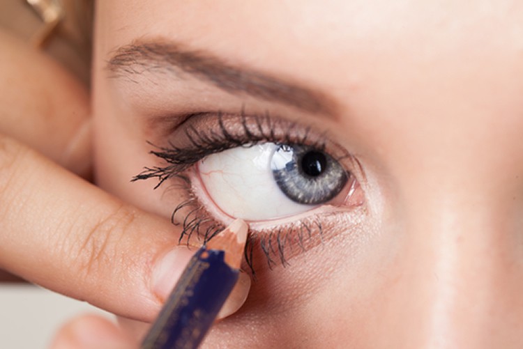 voor mij Vet Klap Make-up tips voor grotere ogen | Beauty Rubriek