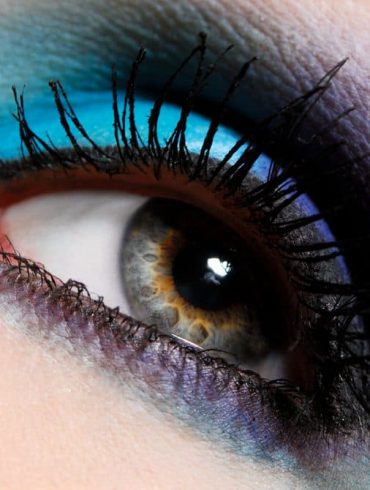 blauwe oogschaduw