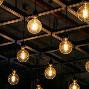 lampen in bedrijfsruimte