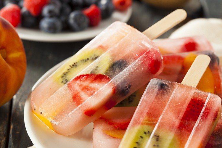 ijslolly's van vers fruit