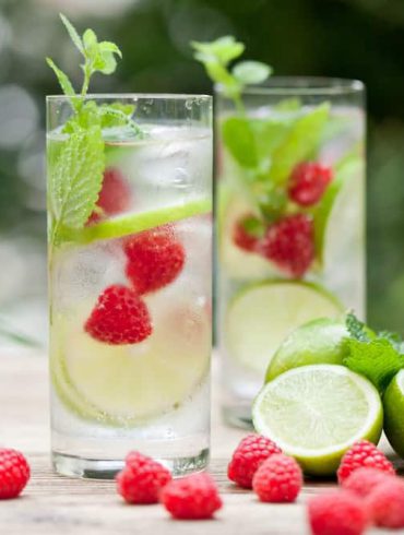 water met een fruit smaakje