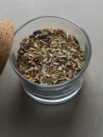 kruidenmix in glazen potje