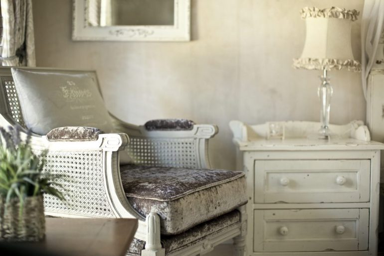 Voorbeelden van een shabby chic interieur