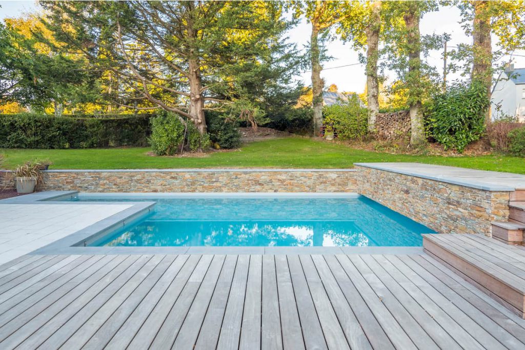 Welk zwembad past in jouw tuin?