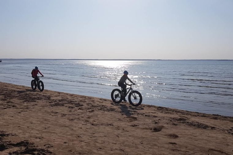 fatbikes op strand