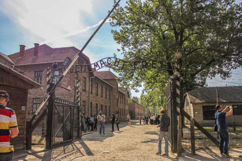 auschwitz bezoeken