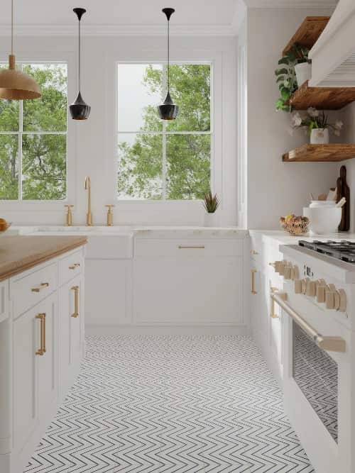 keuken in wit en messing accenten