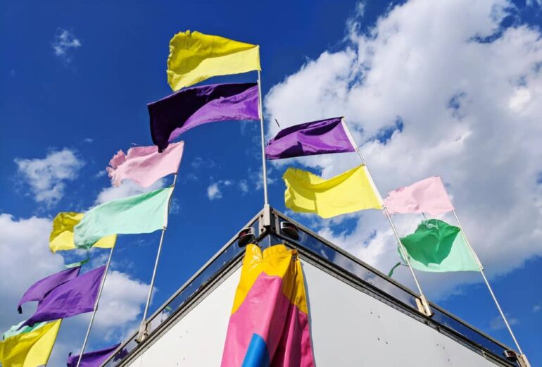 vlaggen om te adverteren