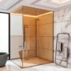 badkamer met douche met glazen wand