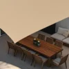 terras met schaduwdoek