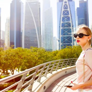 vrouw in dubai